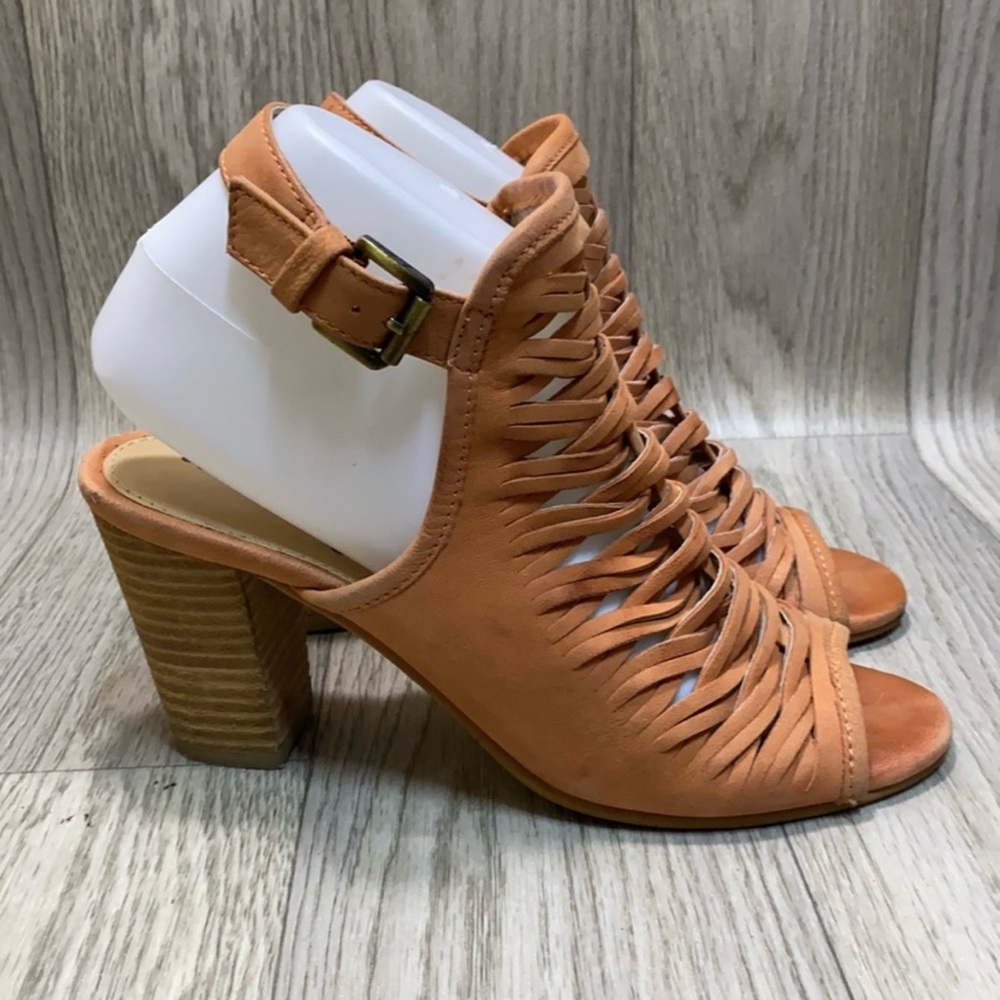 Sam Edelman Tan Cutout Heels